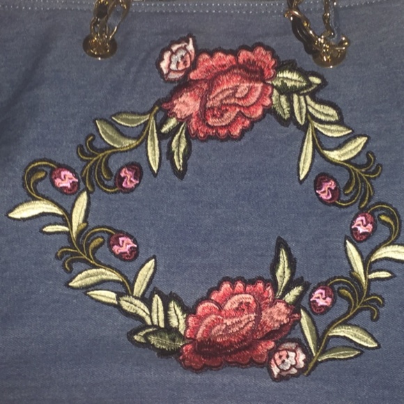 Chain, Denim floral embroidered tote - Picture 4 of 7